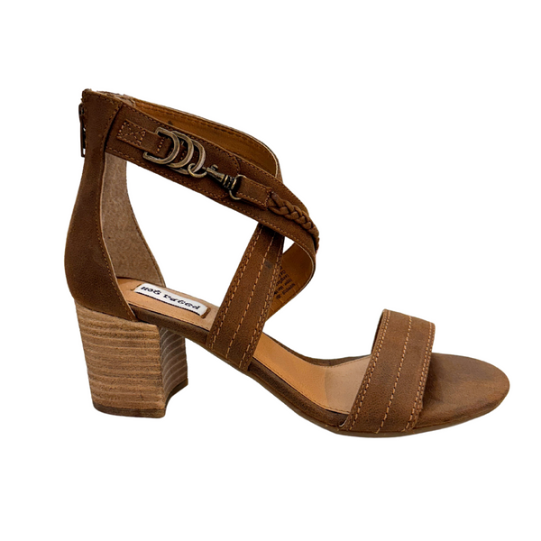 Qila Heeled Sandal in Tan