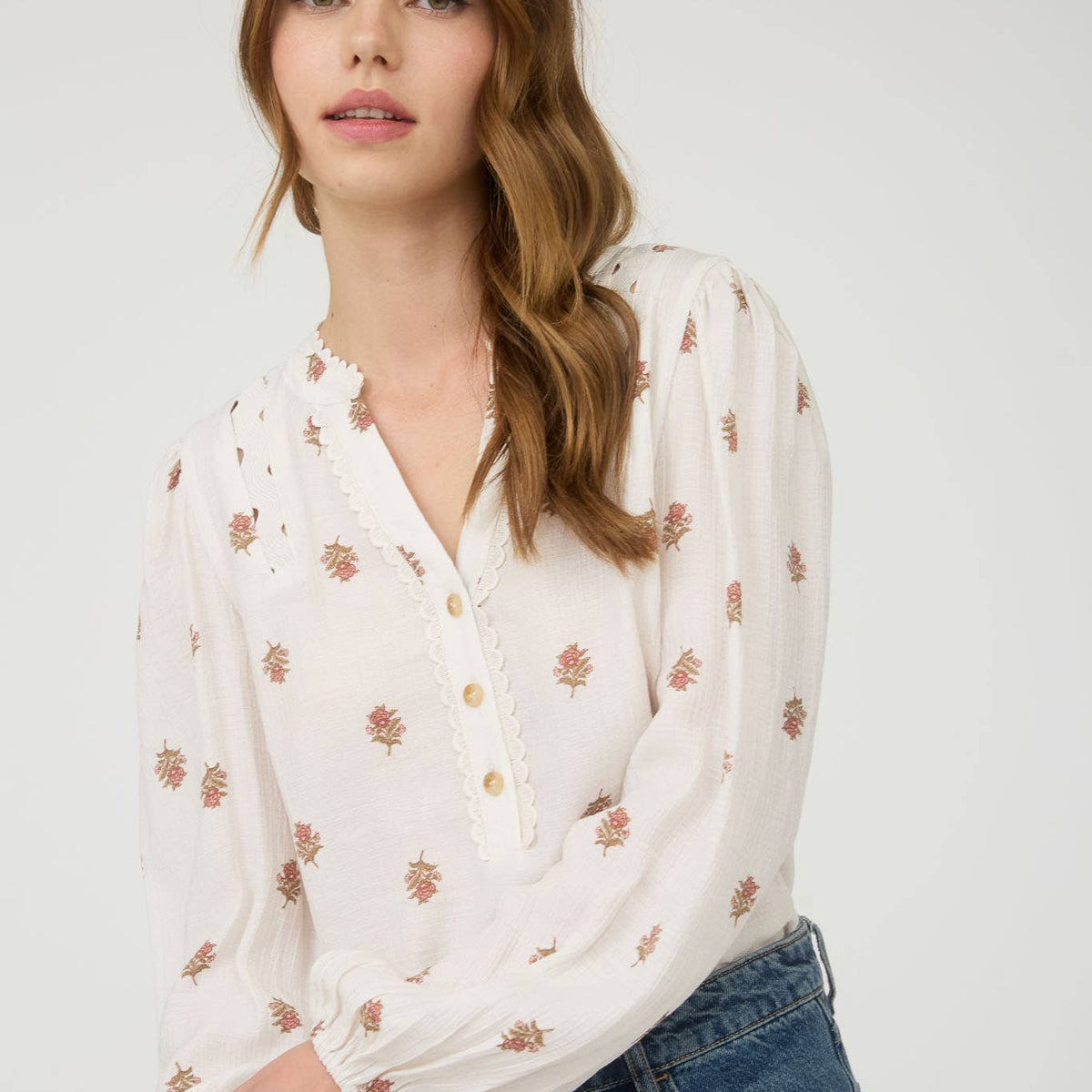 Floral Scallop Trim Long Sleeve