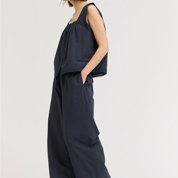 Eyelet Trim Detailed Sleeveless Top