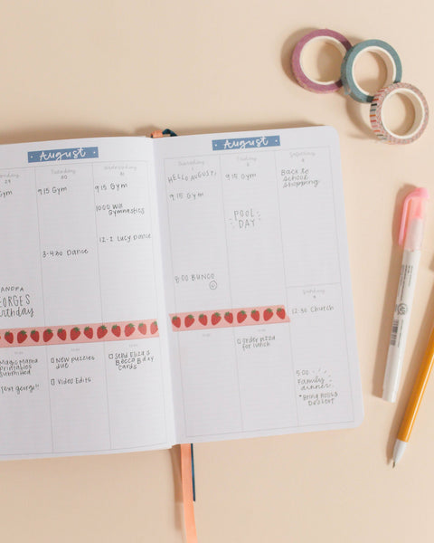 Pink Floral Petite Planner : 2024-2025 Academic Year