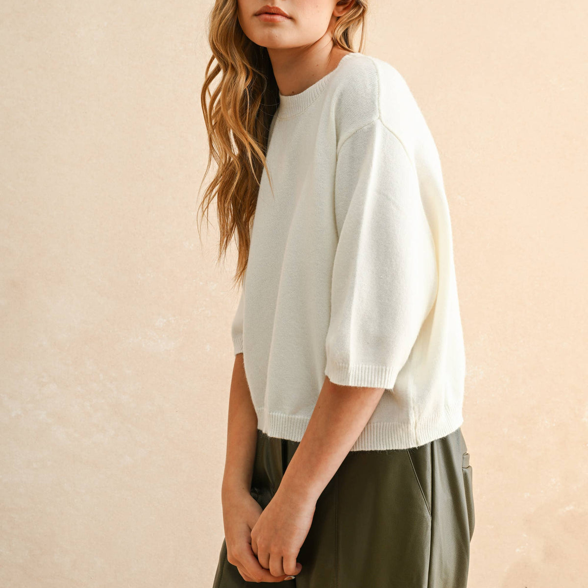 Gewn Short Sleeve Sweater Top