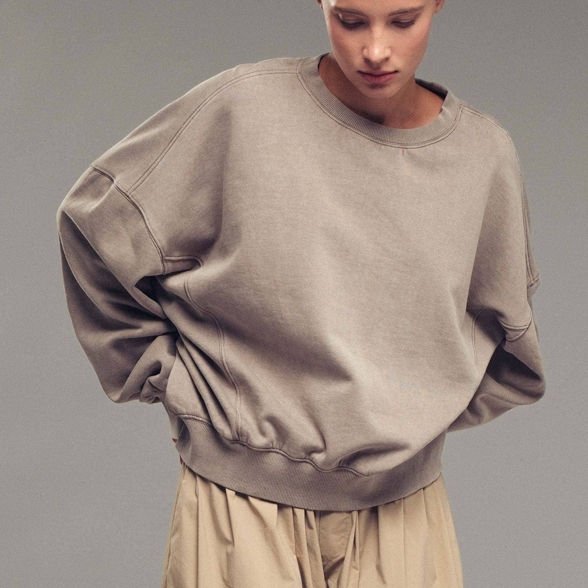 Pigment Washed Relaxed Fit Sweatshirt