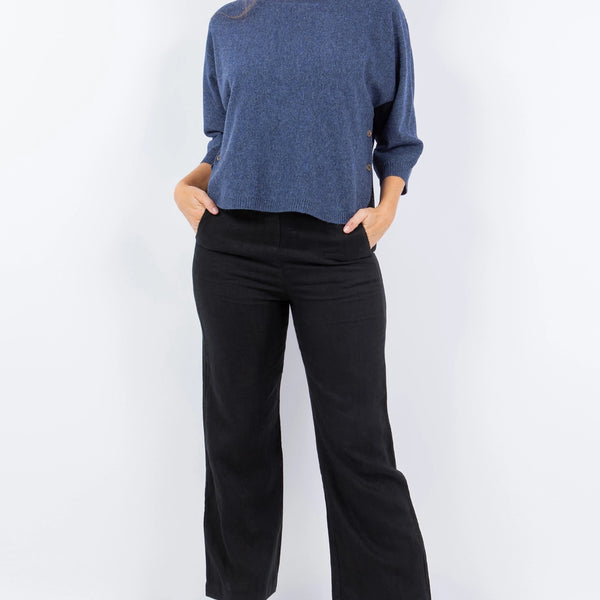 Rounded Hem Bat-Wing Knitted Top