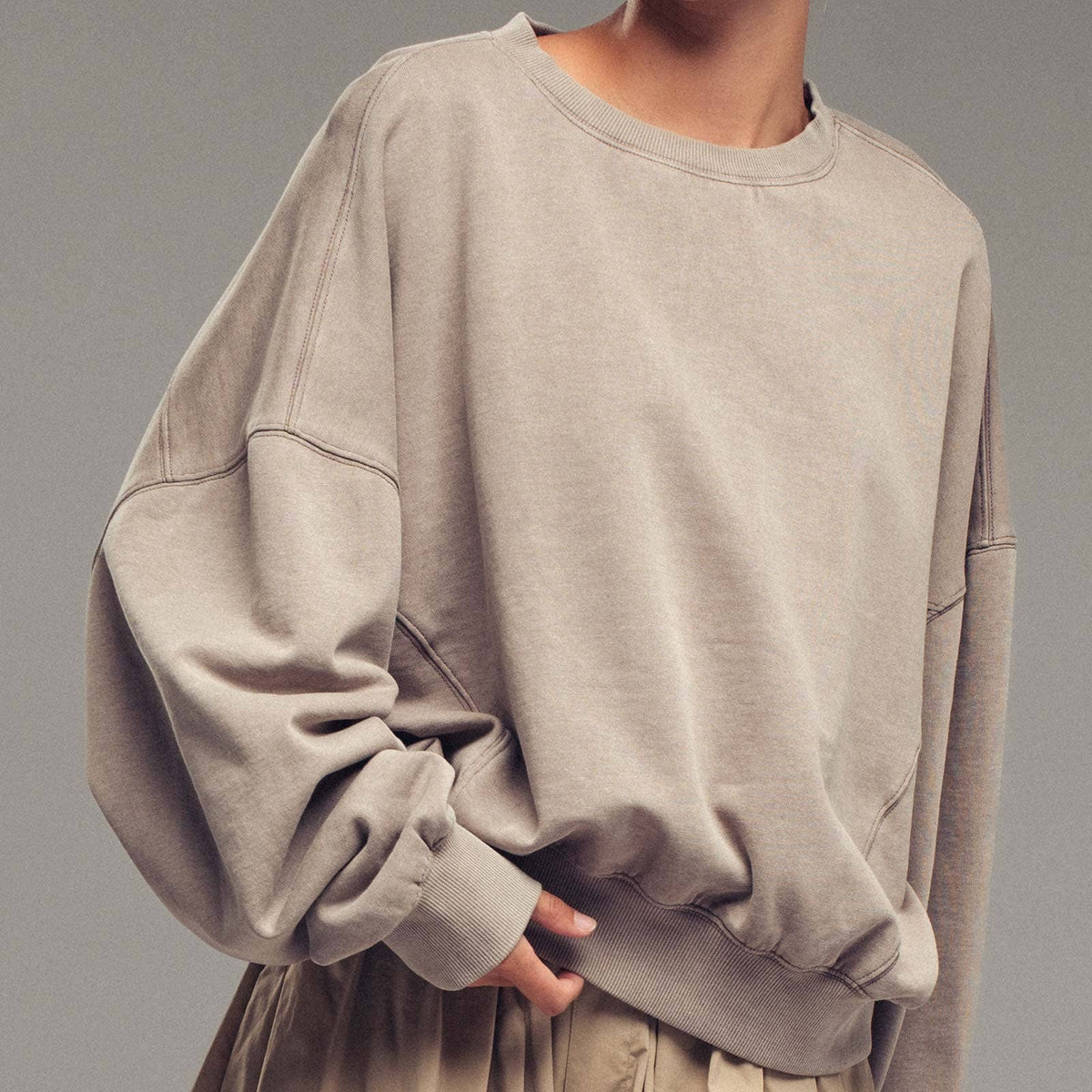 Pigment Washed Relaxed Fit Sweatshirt