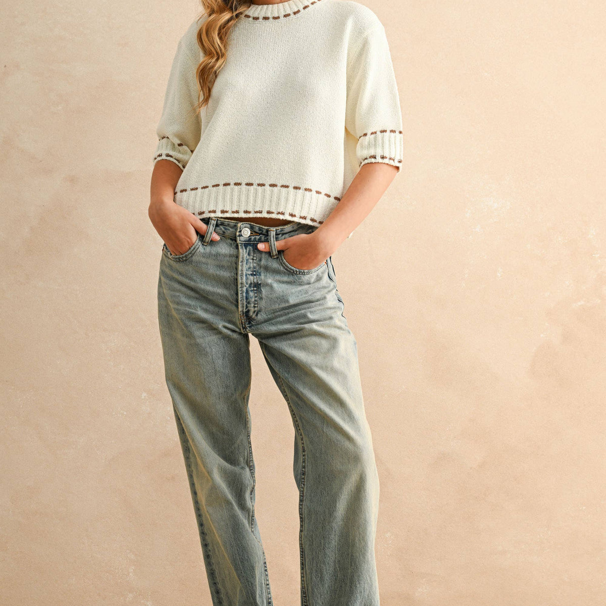 Stich Effect Detail Short Sleeve Sweater