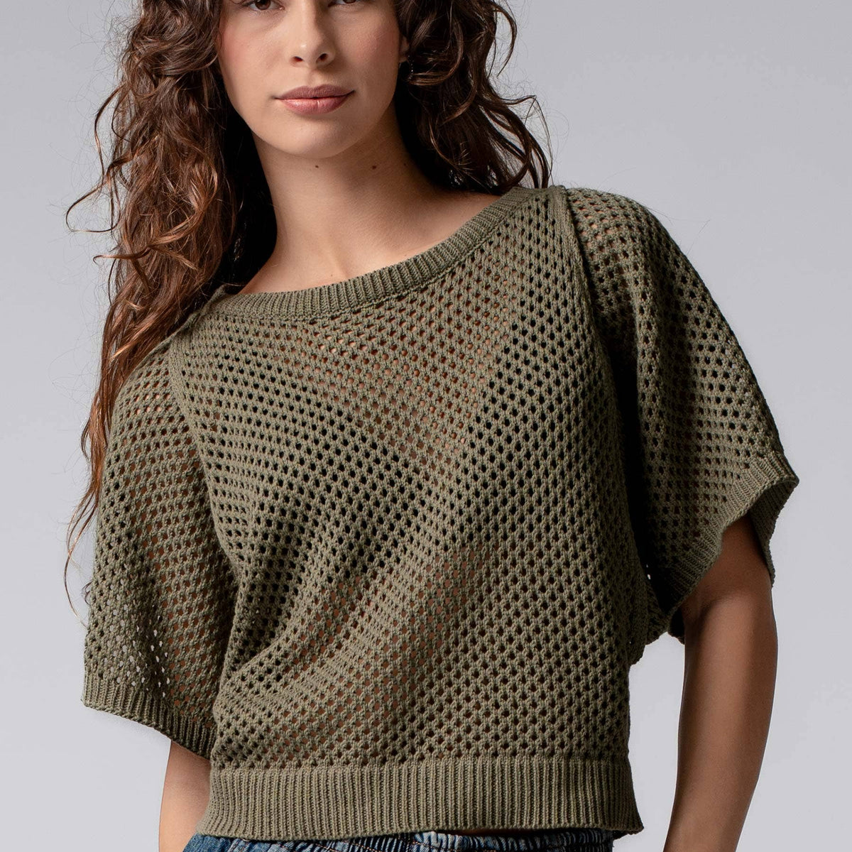 Urban Daizy - Relaxed Open-Knit Dolman Top