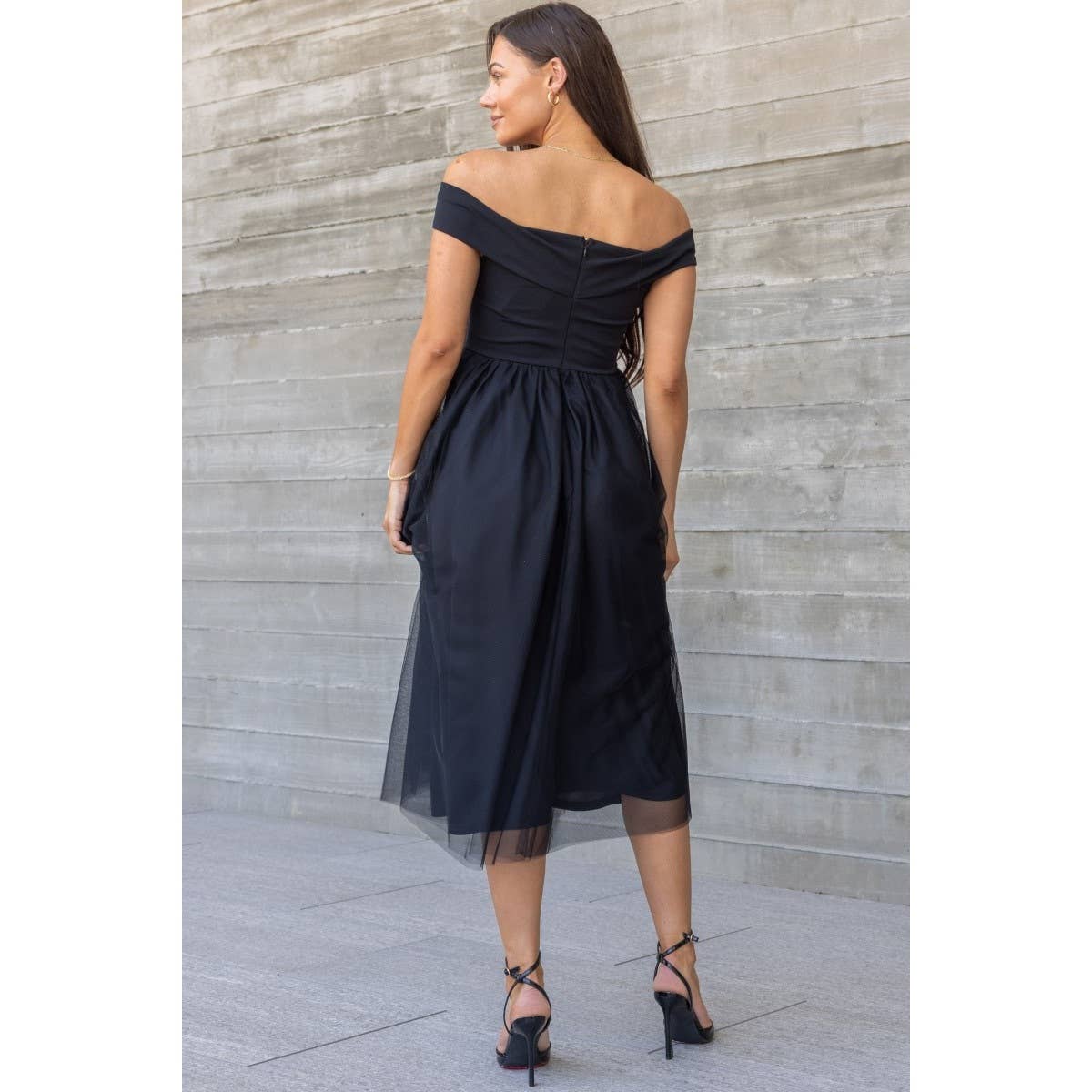 Off the Shoulder Tulle Midi Dress