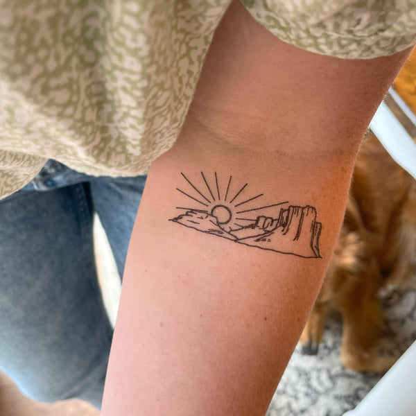 Saint & Company - Desert Sunset Temporary Tattoos
