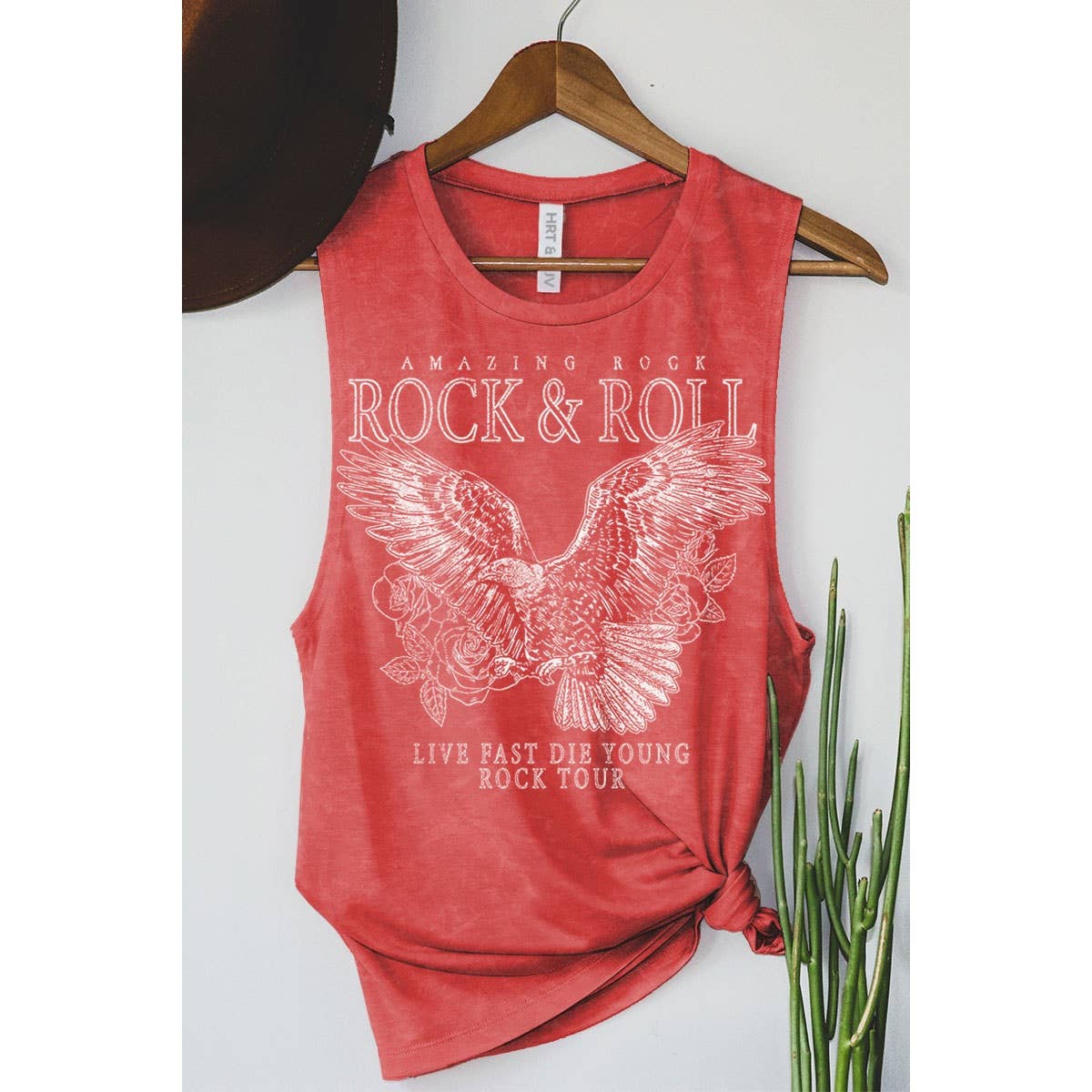 AMAZING ROCK N ROLL GRAPHIC TANK TOP