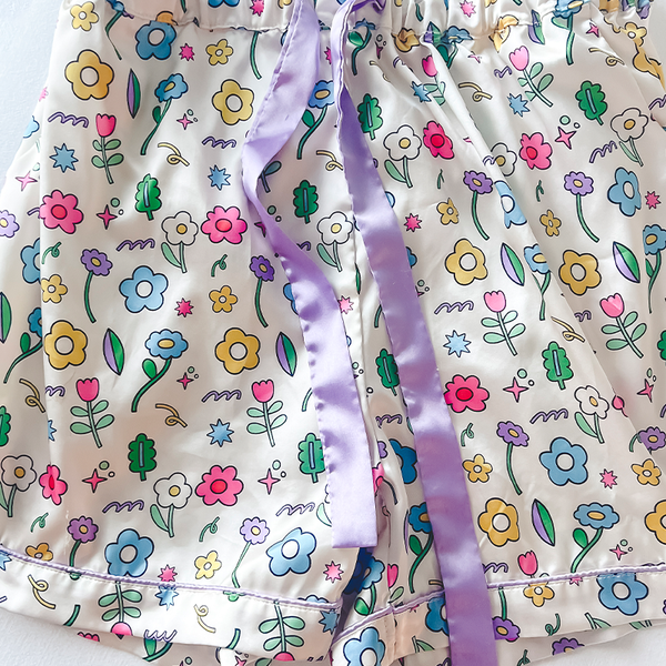 Ditzy Daisy Satin Pajamas Shorts Set