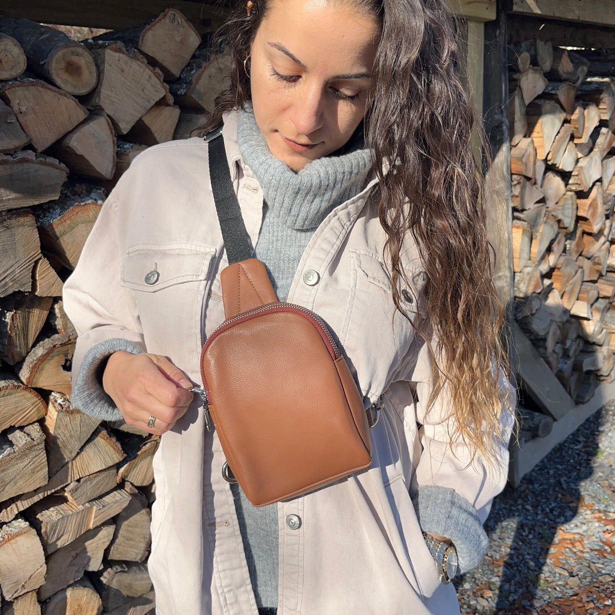 Stav Sling Pack Handbag