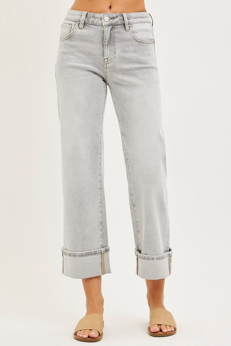 Risen- Mid Rise Crop Straight Jeans