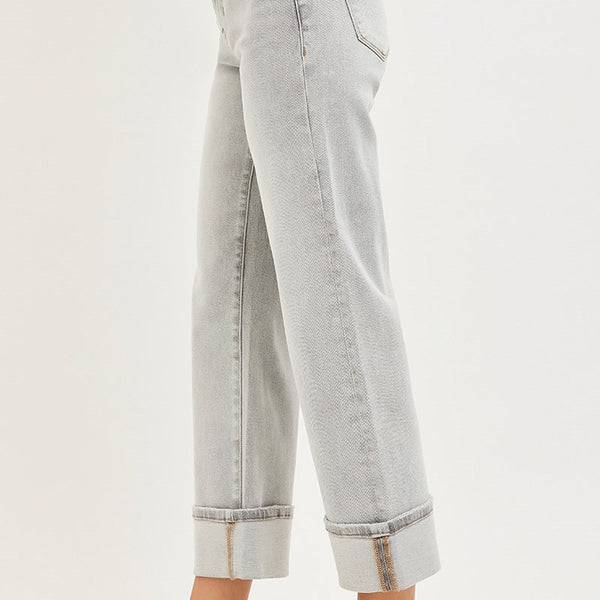 Risen- Mid Rise Crop Straight Jeans