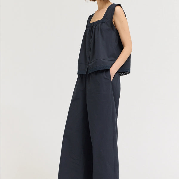 Eyelet Trim Detailed Sleeveless Top