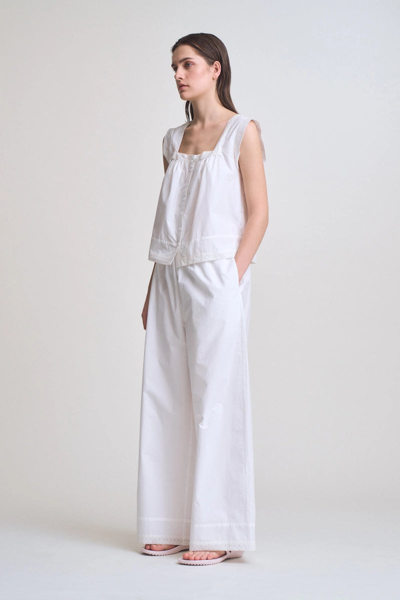 Eyelet Trim Detailed Sleeveless Top