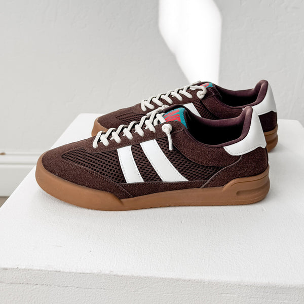 Brita Sneaker in Brown