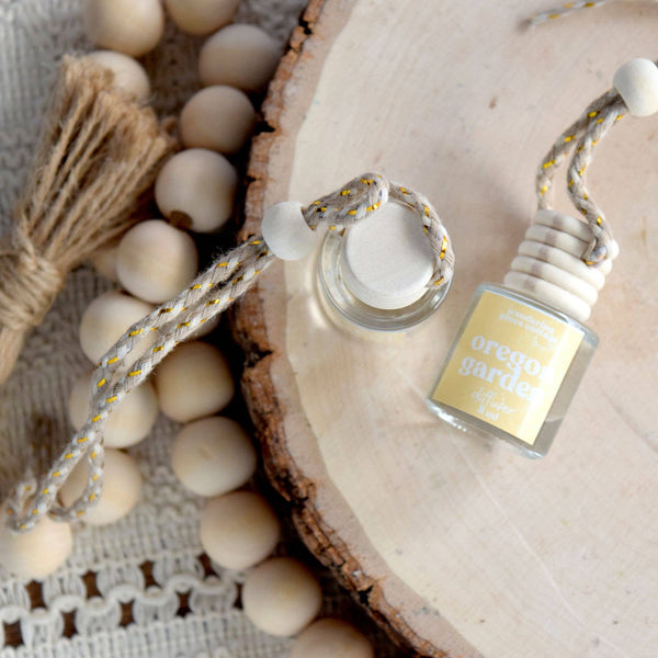 Wandering Pines Cottage - Hanging Car Diffuser 8 ml Oregon Garden