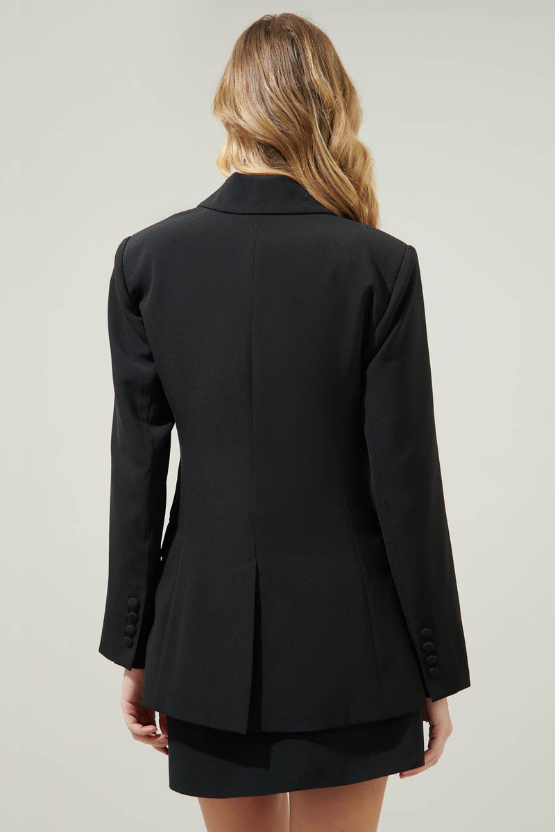 Chelsea Fitted Notch Lapel Blazer