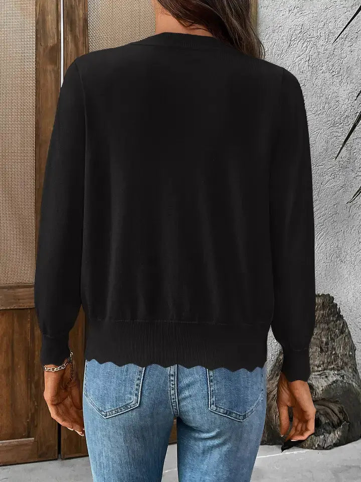 Lightweight Scalloped Edge V-Neck Knit Cardigan