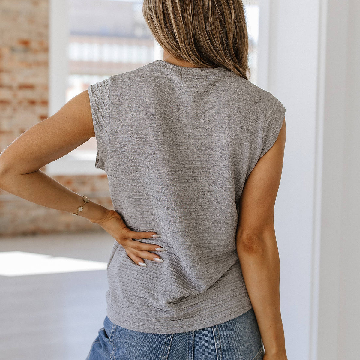 Textured Sleeveless Shirt