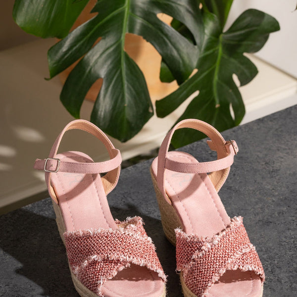 Elinor Wedge in Pink