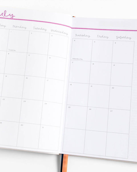 Pink Floral Petite Planner : 2024-2025 Academic Year