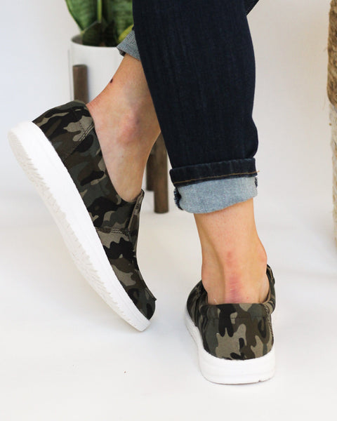 Maya Sneakers in Camo