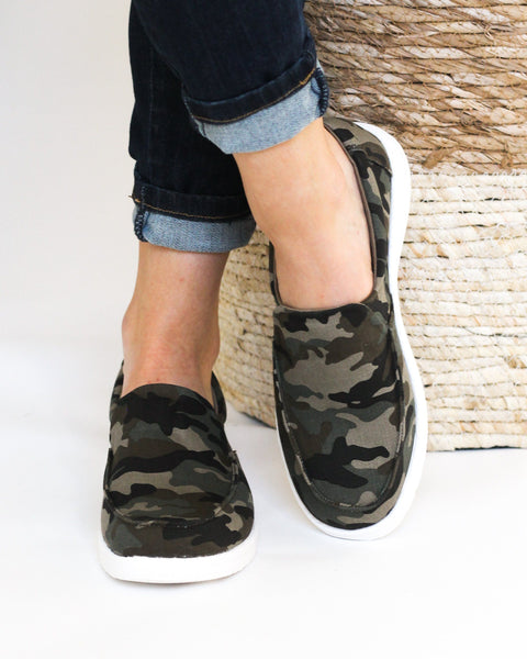 Maya Sneakers in Camo