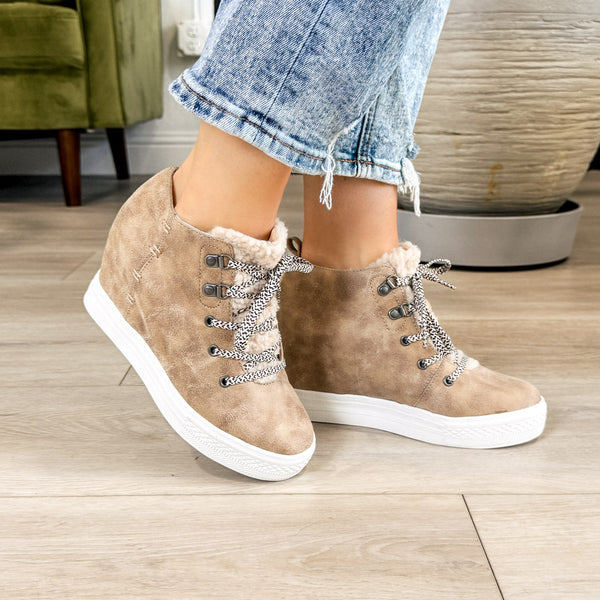 Tiburon Sneaker Wedge in Cream