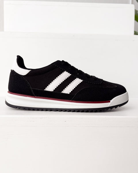 Tokyo Dual Stripe Sneakers in Black