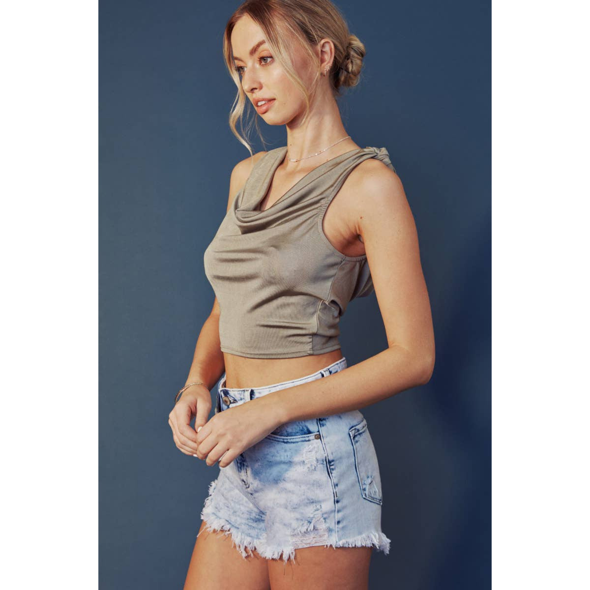 Light Acid Washed High Rise Frayed Hem Shorts - BY KAN CAN - SLATE Boutique & Gifts