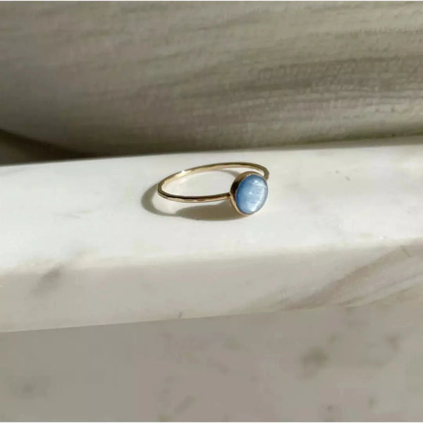 Small Kyanite ring with gold band - accessory